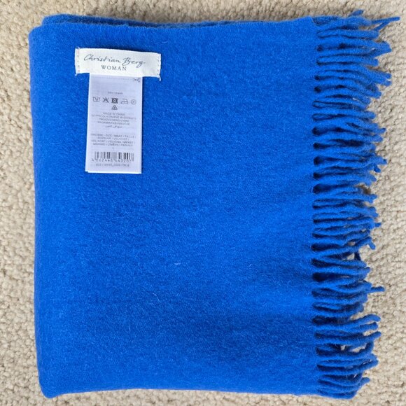 NWOT Christian Berg Wool Cashmere Fringe Scarf Royal Blue - Picture 11 of 13